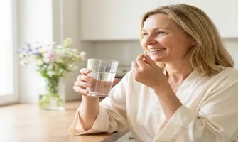 NMN for Women Over 40: Supporting Healthy Aging from Within