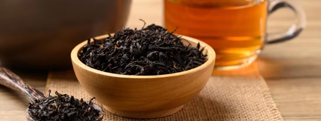 Why Does Drinking Tea Help You Feel More Relaxed? The Growing Interest in L-Theanine for Mood Support