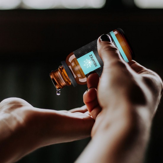 HEMPXZ C-B-D Oil Drops, 50000mg 83% 60ml, Made in USA HEMPXZ C-B-D Oil Drops, 50000mg 83% 60ml, Made in USA
